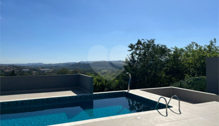 Casa à venda com 3 suítes no condomínio Villaggio Terra Nova, Atibaia - SP