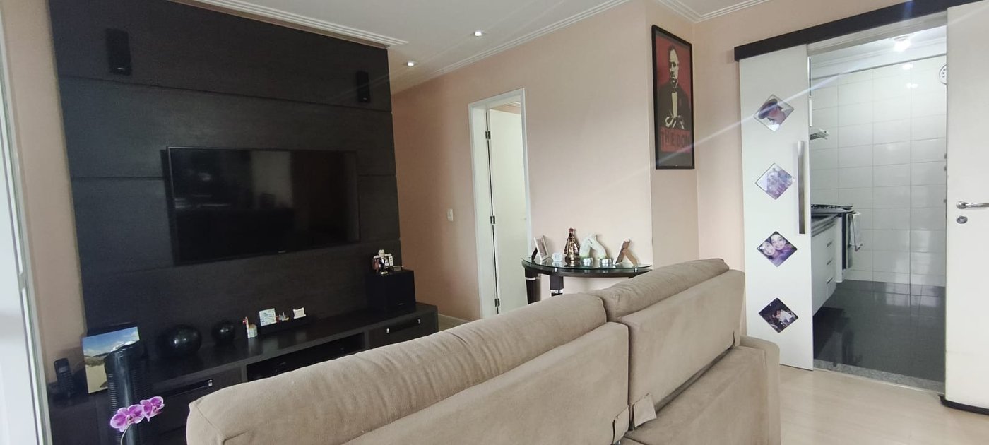 Apartamento à venda com 3 quartos, sendo 2 suítes, em Vila Moreira, Guarulhos - SP