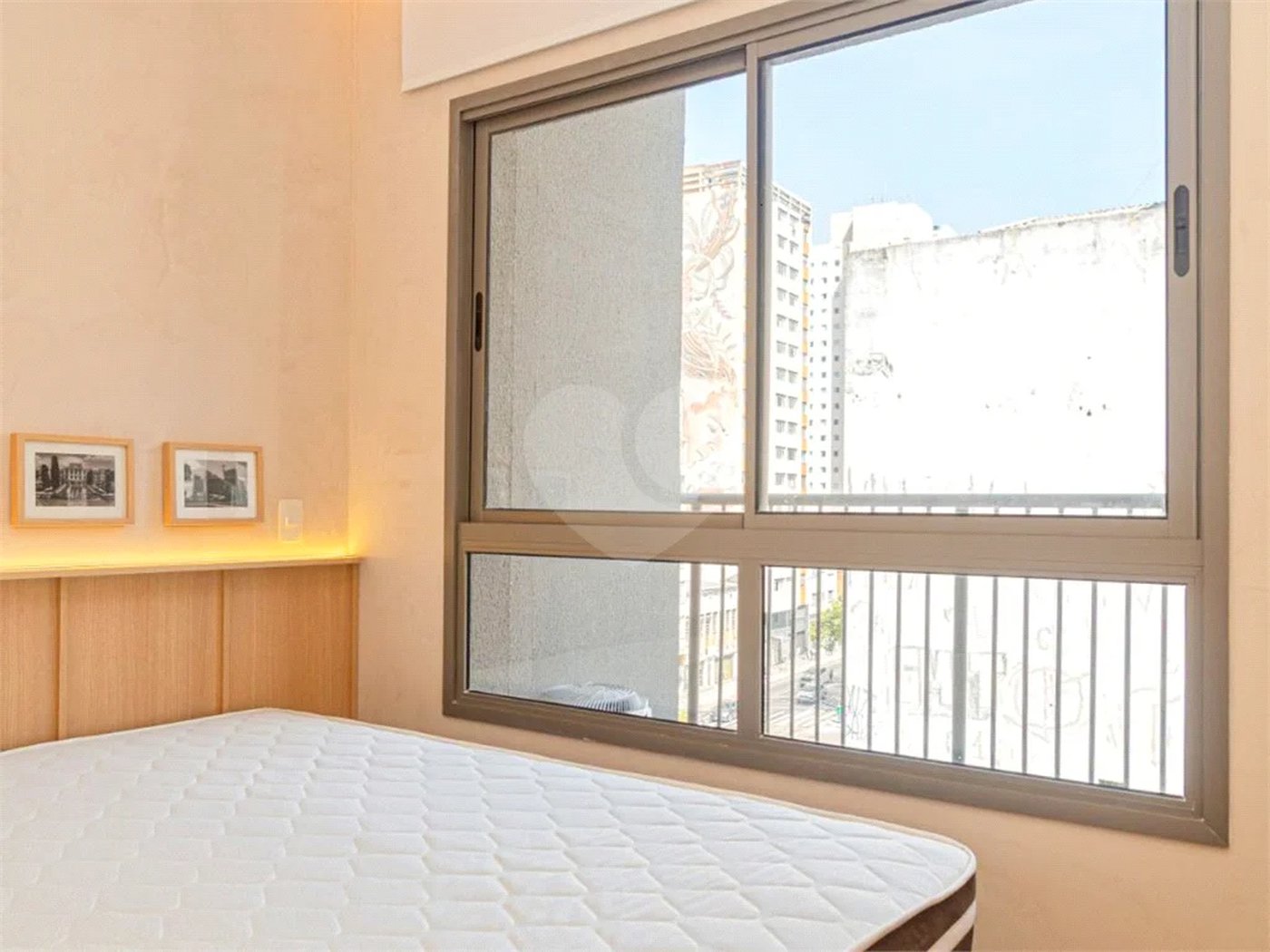 Apartamento - Prox Paulista - 1 quarto - varanda - 1 banheiro - sem garagem