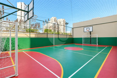 Apartamento com 3 dormitórios, 1 suíte, sala ampliada, varanda gourmet, planejados e 2 vagas. Condomínio com lazer completo e ótima localização em São Bernardo do Campo.