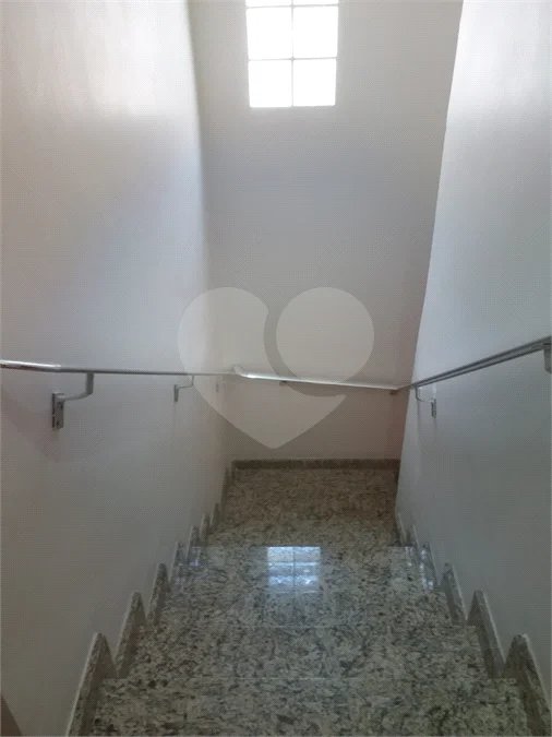 Vende-se Lindo Sobrado na Vila Santa Catarina