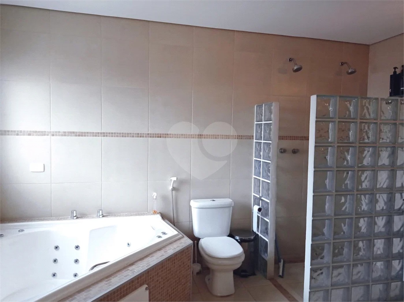 CASA 2 DORMITORIOS 1 SUITE JARDIM PREZOTTO