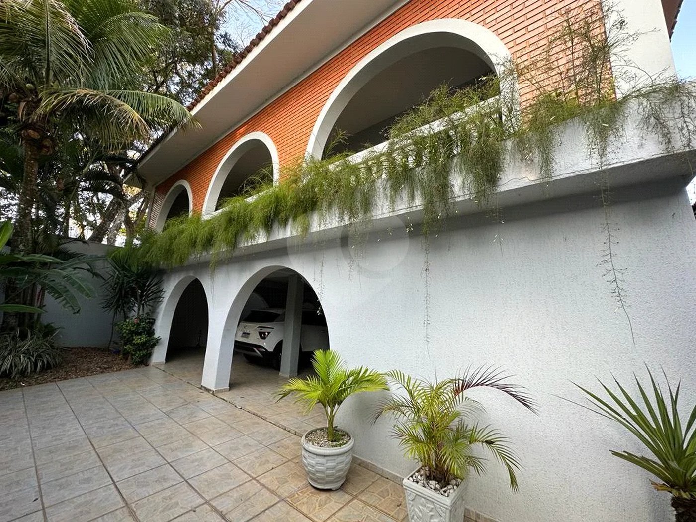 Casa assobradada à venda no bairro Nova Piracicaba, em Piracicaba/SP.