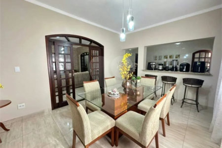 Casa a Venda no Jardim Melle em Vinhedo/SP