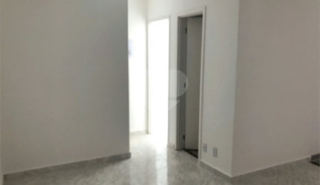 Apartamento à venda com 2 quartos em Vila Gumercindo, São Paulo, SP