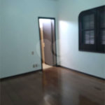 Linda casa para venda / Locação em bairro nobre