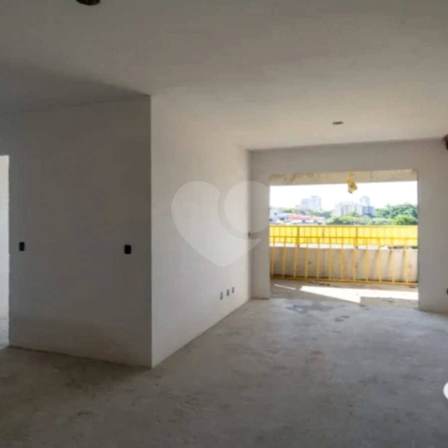 Apartamento à venda em ótima locação próximo ao metrô Penha. com 2 quartos, e uma 1 vaga