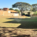 Terreno no Parque Sabará próximo a portaria