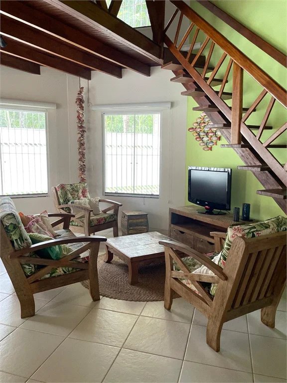 Casa à venda com 3 quartos, sendo 2 suítes, em Maresias, São Sebastião, SP