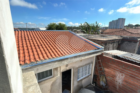 Sobrado á venda no bairro Vila Celina.