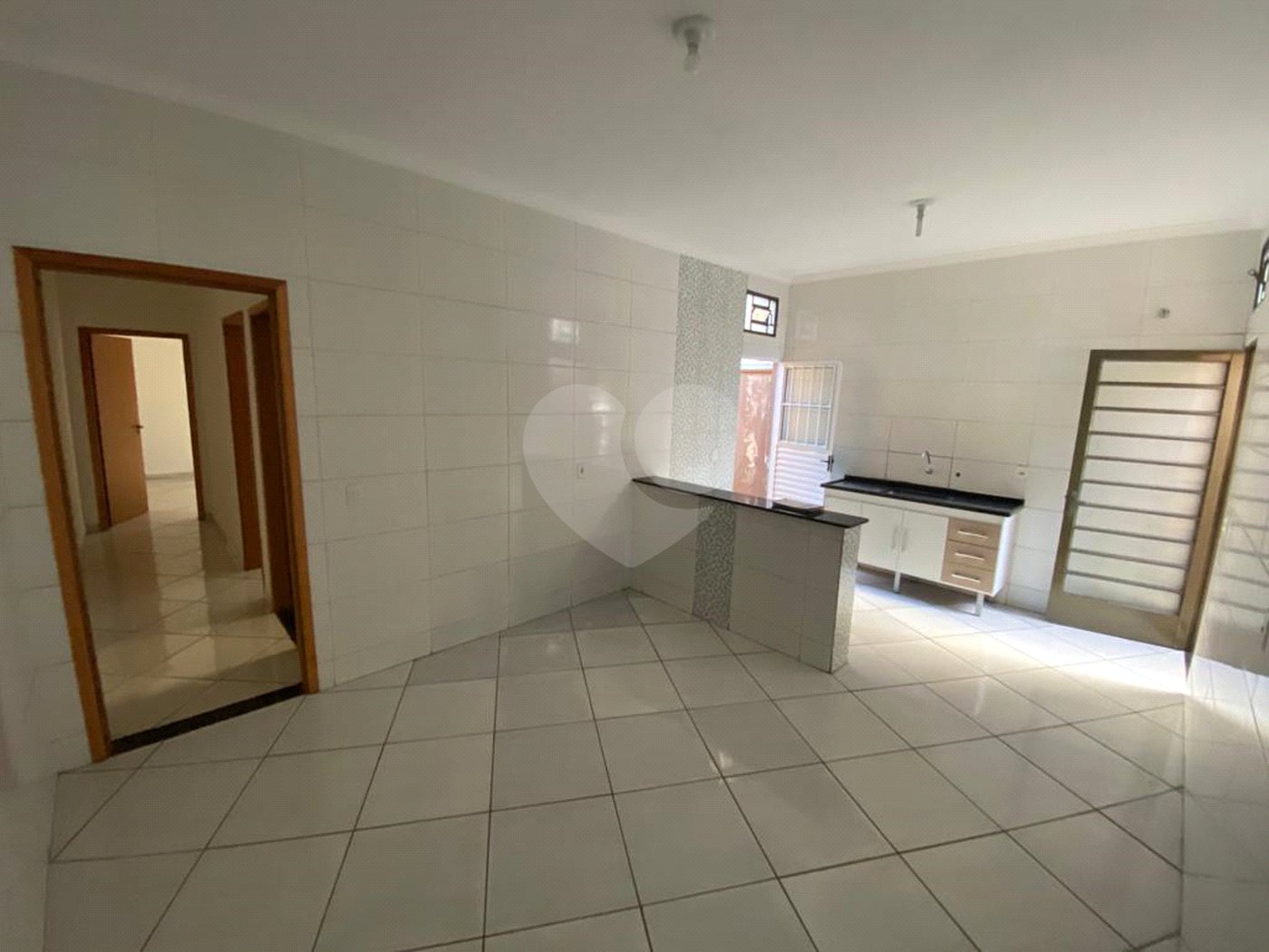 Casa para venda localizada no Jardim Medeiros