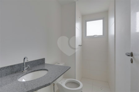Apartamento à venda com 2 quartos, sendo 1 suíte, em Santo Amaro, São Paulo, SP