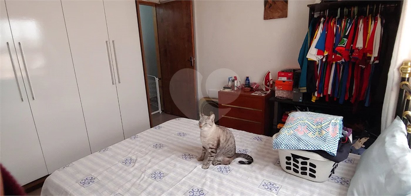 Casa com 156 m², 2 quartos, garagem para 3 carros, à venda no bairro Cerâmica em São Caetano do Sul