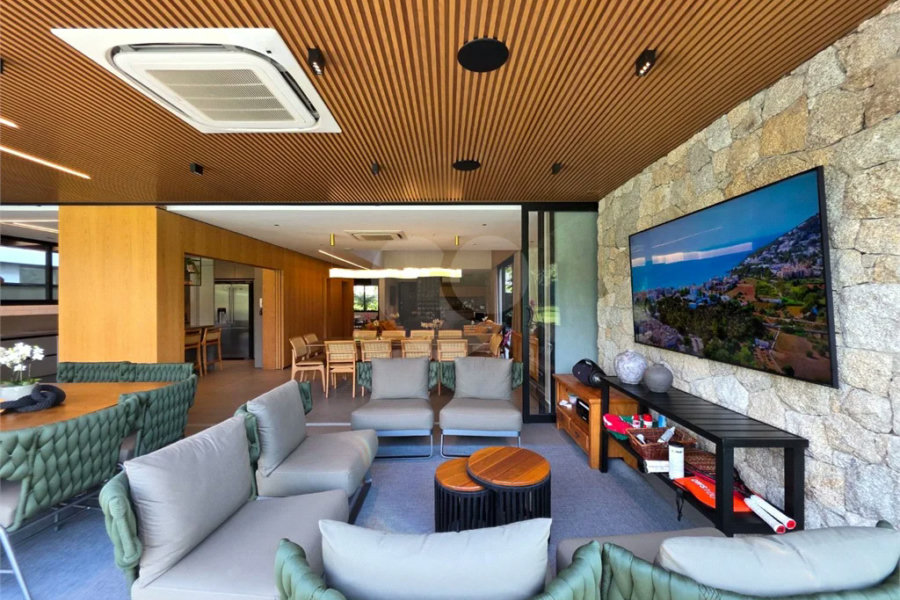 Casa à venda com 6 suítes no Centro, Bertioga, SP