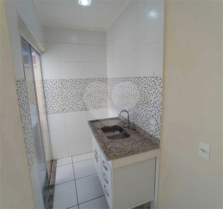 Investimento Certeiro na Gleba 1: Apartamento 1 DormItório, Quintal e Localização que Aluga Fácil