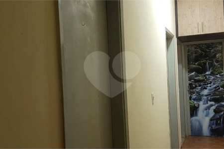 Casa espaçosa com 3 quartos e suíte em excelente bairro residencial!