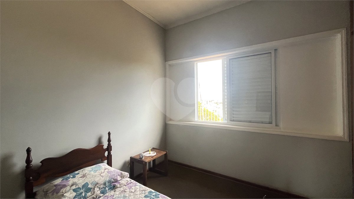Casa Térrea com 3 dormitórios no Centro de Atibaia