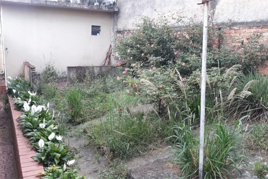 Terreno limpo Pronto para Construir com 271 metros em Ótimo Local Atenção Construtores!!!