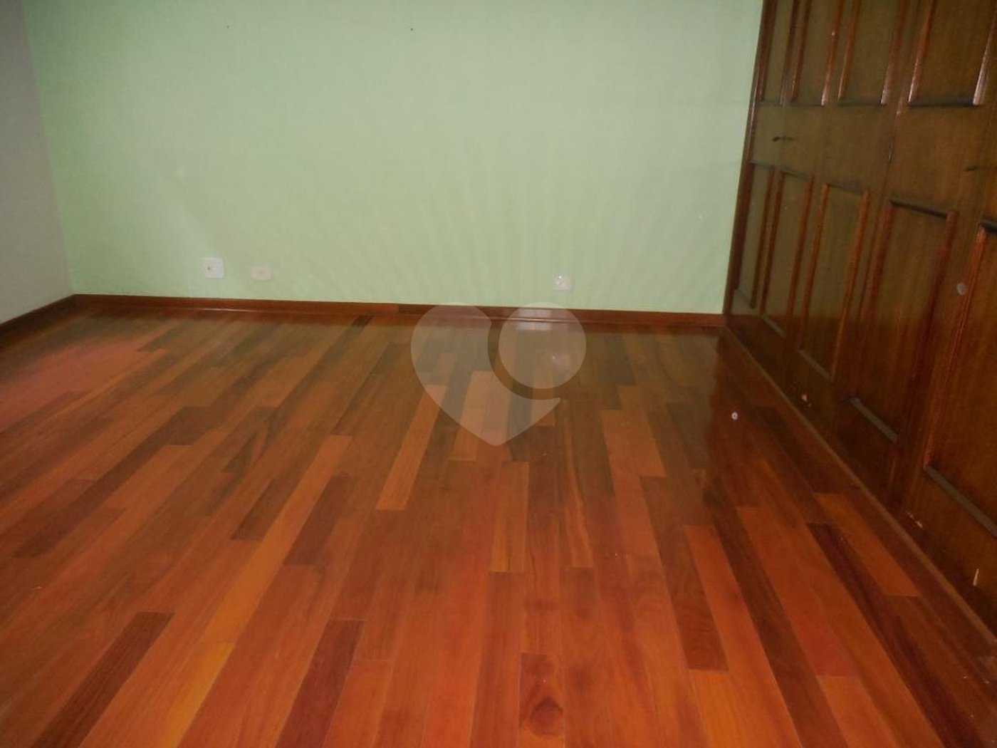 JARDIM FRANÇA MARAVILHOSA RESIDENCIA térrea à venda com imenso espaço verde!!