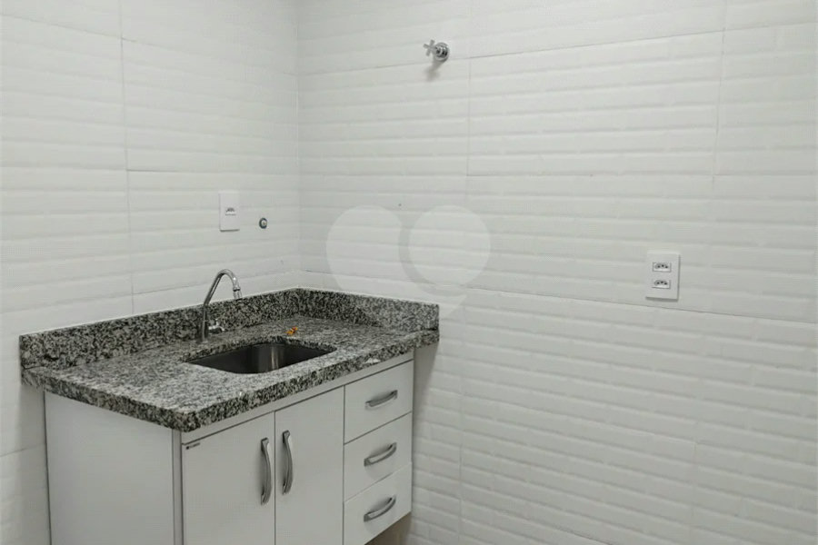 Aluga-se Salão Comercial na Vila Mascote