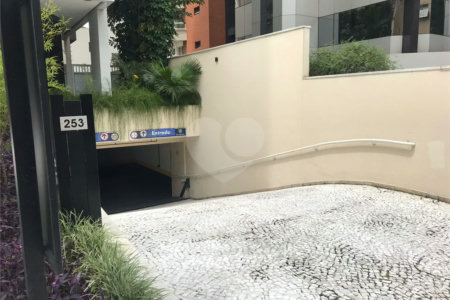 Sala comercial à venda no Paraíso