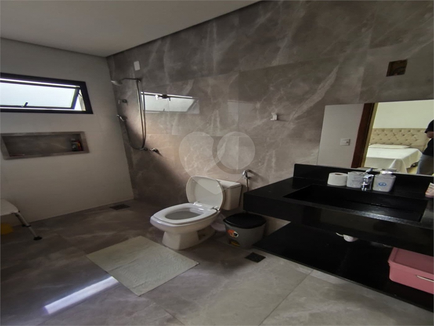 Casa 3 quartos 3 suítes Faixa Azul com piscina aquecida