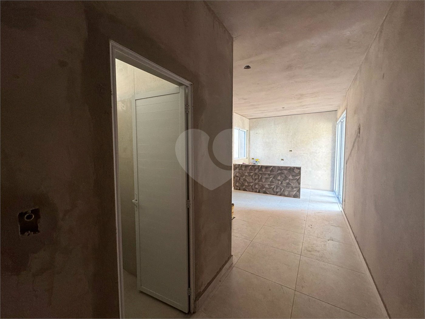 Casa em condominio em reta final de obras