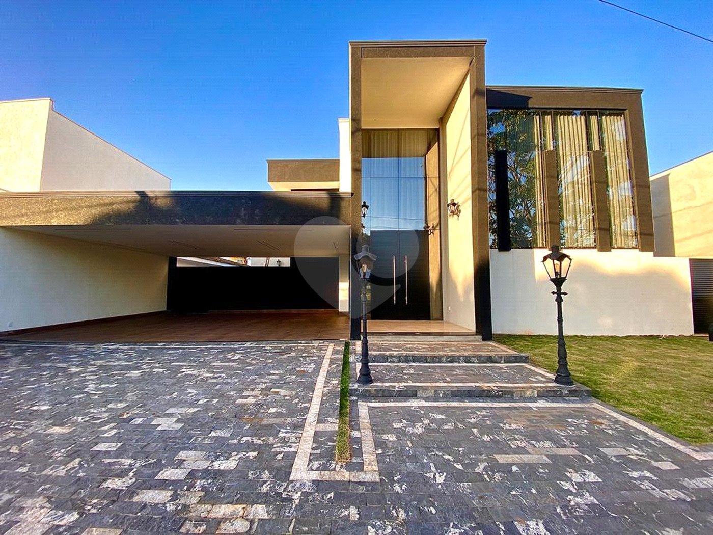 Casa para alugar com 5 suítes em Parque Residencial Damha, Araraquara, SP