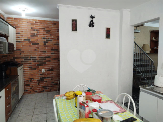 Sobrado à venda com 3 quartos, sendo 1 suíte,  em Vila Guilherme, São Paulo, SP