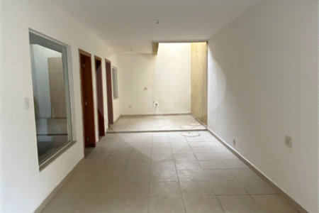 Triplex à venda com 2 quartos, sendo 1 suíte, em Parque dos Eucaliptos, Sorocaba, SP