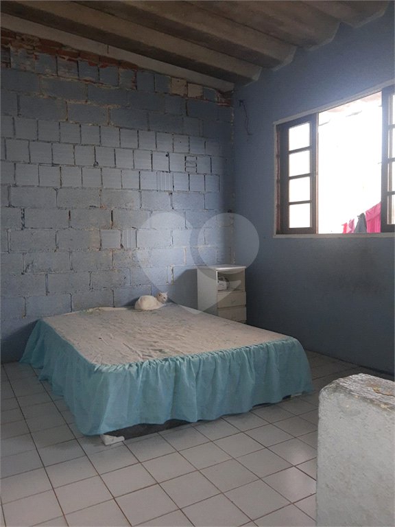 Sobrado à venda com 3 quartos, sendo 2 suítes,  em Jardim Marica, Mogi das Cruzes, SP