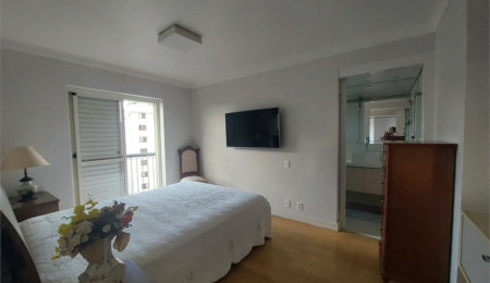 Apartamento à venda com 3 quartos, sendo 2 suítes,  em Cidade São Francisco, São Paulo, SP