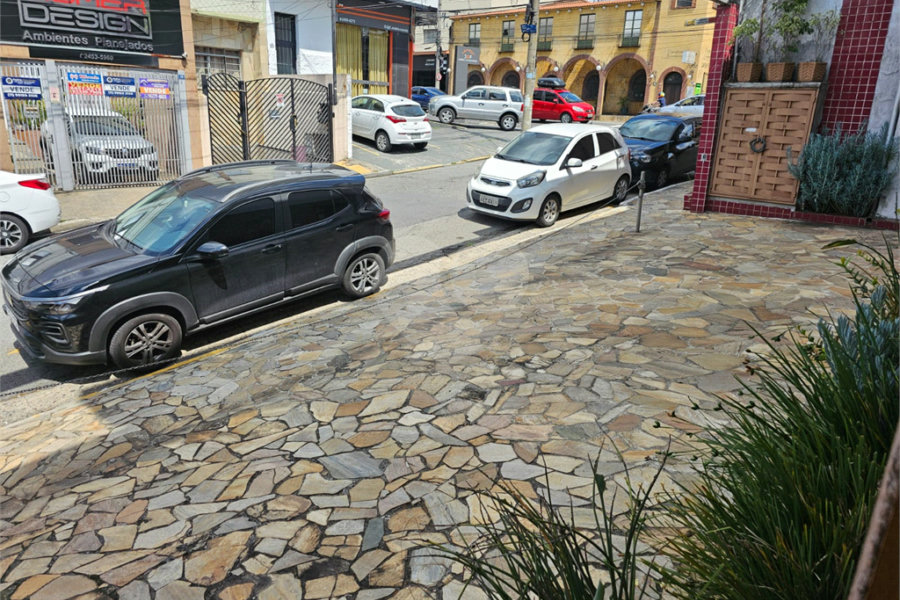 Salão para alugar em Vila Galvão, Guarulhos, SP