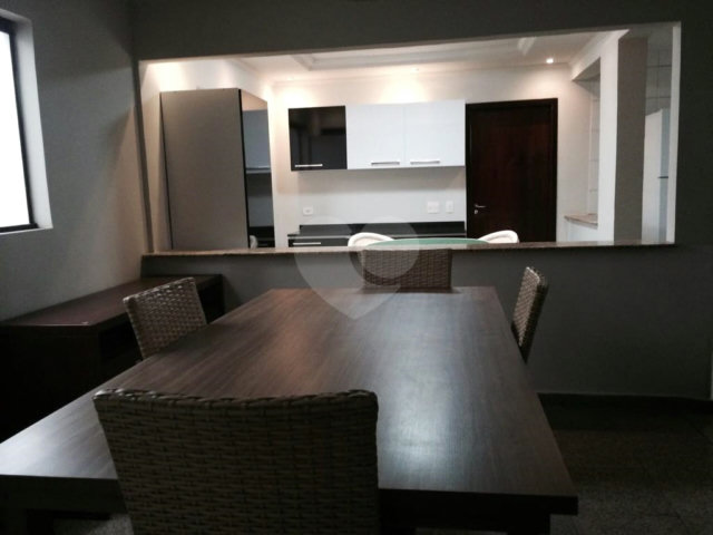 Sobrado à venda com 6 quartos, sendo 2 suítes,  em Santana, São Paulo, SP
