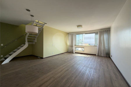 Cobertura à venda com 4 quartos, sendo 1 suíte, em Tijuca, Rio de Janeiro, RJ