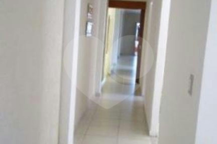 Casa à venda com 3 quartos, sendo 1 suíte, em Horto, São Paulo, SP