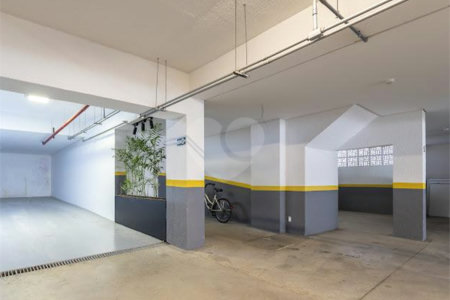 Casa à venda com 4 suítes no condomínio Hípica Garden, São Paulo - SP