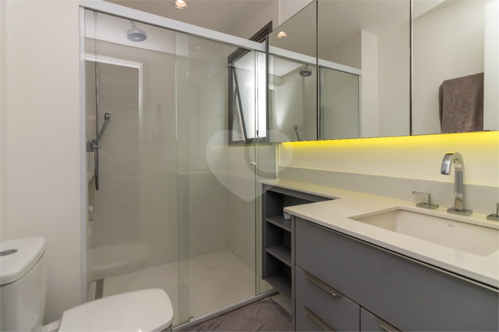 Apartamento à venda com 4 quartos, sendo 2 suítes, em Jardim Prudência, São Paulo, SP