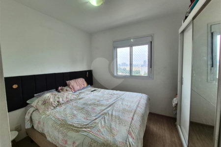 Apartamento à venda com 3 quartos, sendo 1 suíte, em Jardim Parque Morumbi, São Paulo, SP