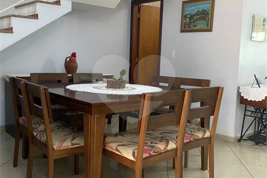 Sobrado à venda com 4 quartos, sendo 1 suíte,  em Palmas do Tremembé, São Paulo, SP