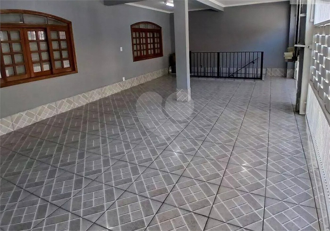 Sobrado à venda com 4 quartos, sendo 2 suítes, em Vila Santa Maria, São Paulo, SP