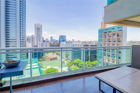 Apartamento à venda com 3 quartos, sendo 2 suítes, em Cidade Monções, São Paulo, SP