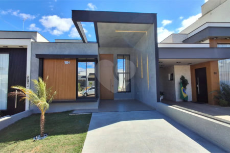 Casa à venda com 3 quartos, sendo 1 suíte, no condomínio Jardim Residencial Villagio Ipanema I, Sorocaba - SP