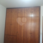 Bela casa com boa localização no bairro Portal do Sol
