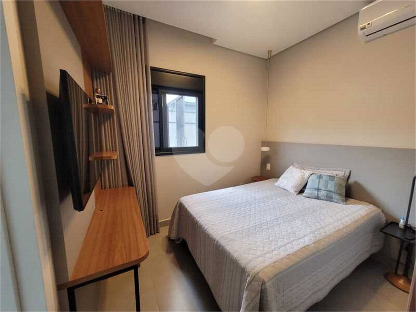 Casa à venda com 3 suítes no condomínio Piemonte, Indaiatuba - SP