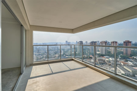 Apartamento à venda com 3 quartos, sendo 1 suíte, em Jardim Marajoara, São Paulo, SP