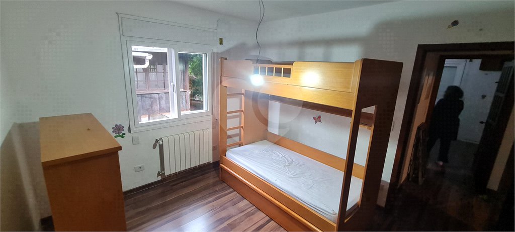 Casa à venda com 4 suítes no condomínio Jardim da Montanha I, Mairiporã - SP