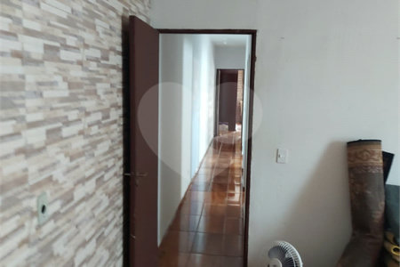 Casa à venda com 4 quartos, sendo 1 suíte, em Vila Pirajussara, São Paulo, SP