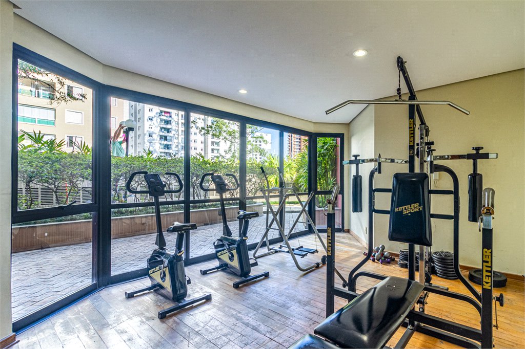 Apartamento à venda com 3 quartos, sendo 2 suítes, em Vila Andrade, São Paulo, SP