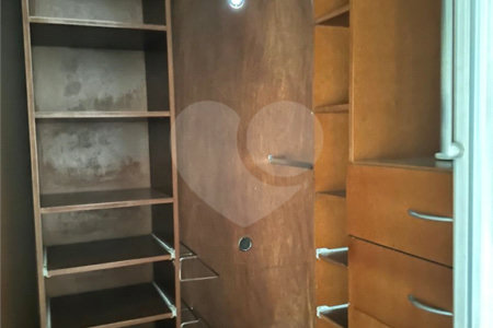 Apartamento à venda com 2 suítes em Vila Andrade, São Paulo, SP
